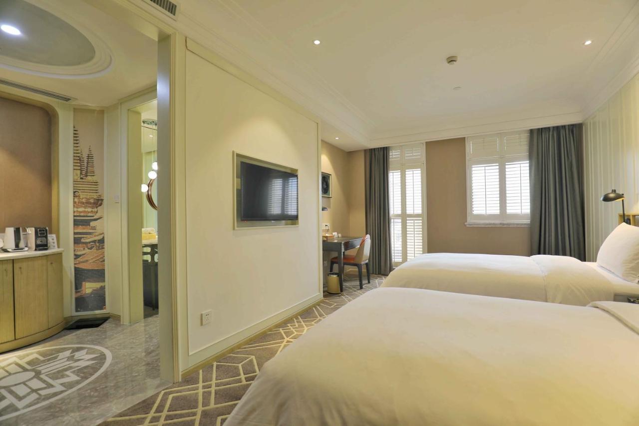 Jinjiang Metropolo Hotel Classic Nanjing Road Shanghai Bagian luar foto